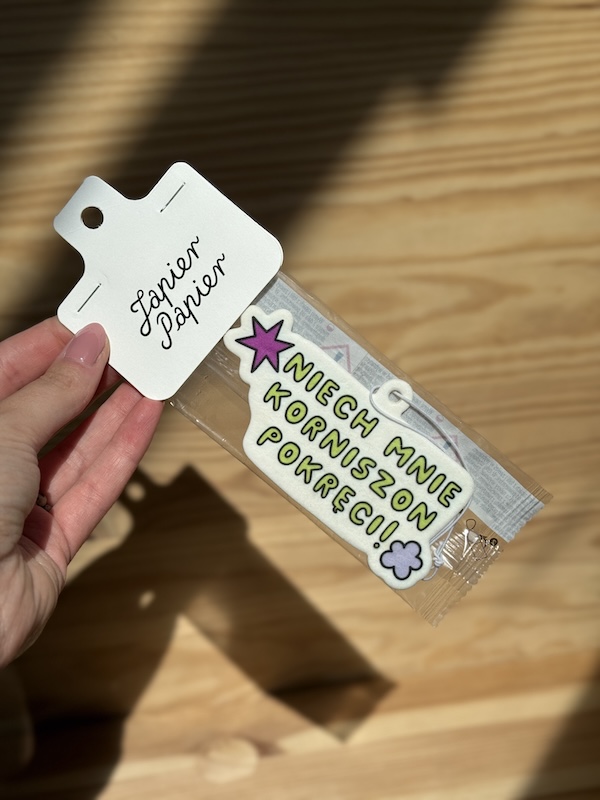 Niech mnie korniszon pokręci! - zawieszka zapachowa 3 Niech mnie korniszon pokręci! - zawieszka zapachowa - obrazek 3