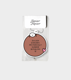 Żuczek gnojarz przynoszący słodkie całusy - zawieszka zapachowa